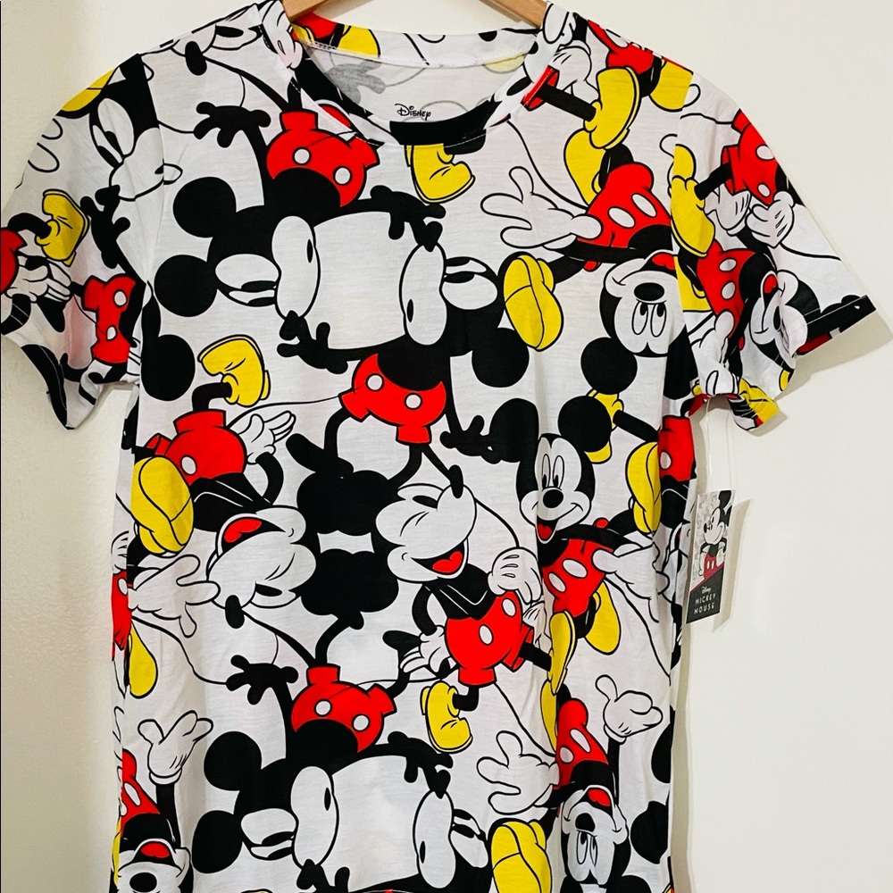 NWT DISNEY Mickey Mouse Graphic Tee Sizes S/XL - Picture 3 of 11